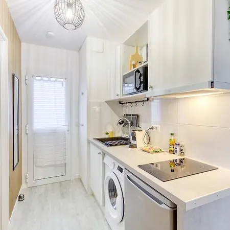Jo 2024 ~ D'orly A Eiffel ~ 18 M² Balcon ~ Parking Apartmán *